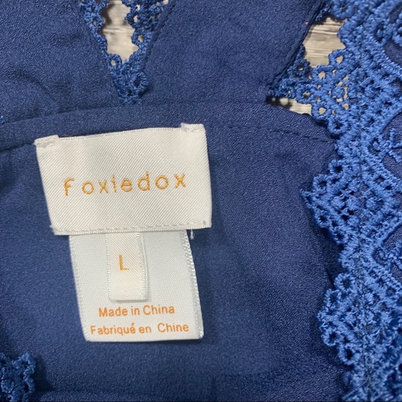 Foxiedox women’s blue lace dress - Picture 4 of 5